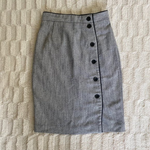 H&M Tweed Career Skirt Contemporary Modern Fitted Midi Length Size 2 - Picture 2 of 8